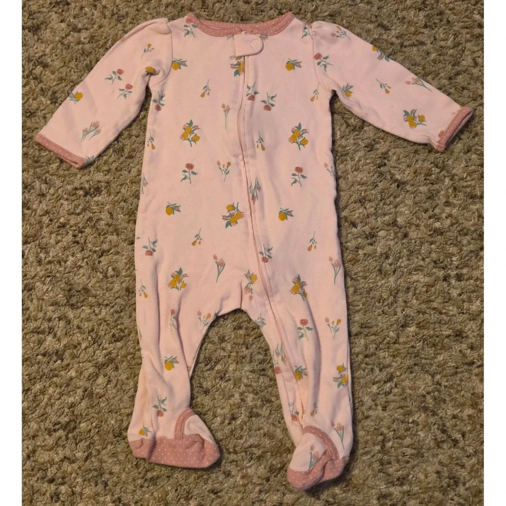 Bundle Of 2 Sleepers Baby Size 6-9 Months Carter's